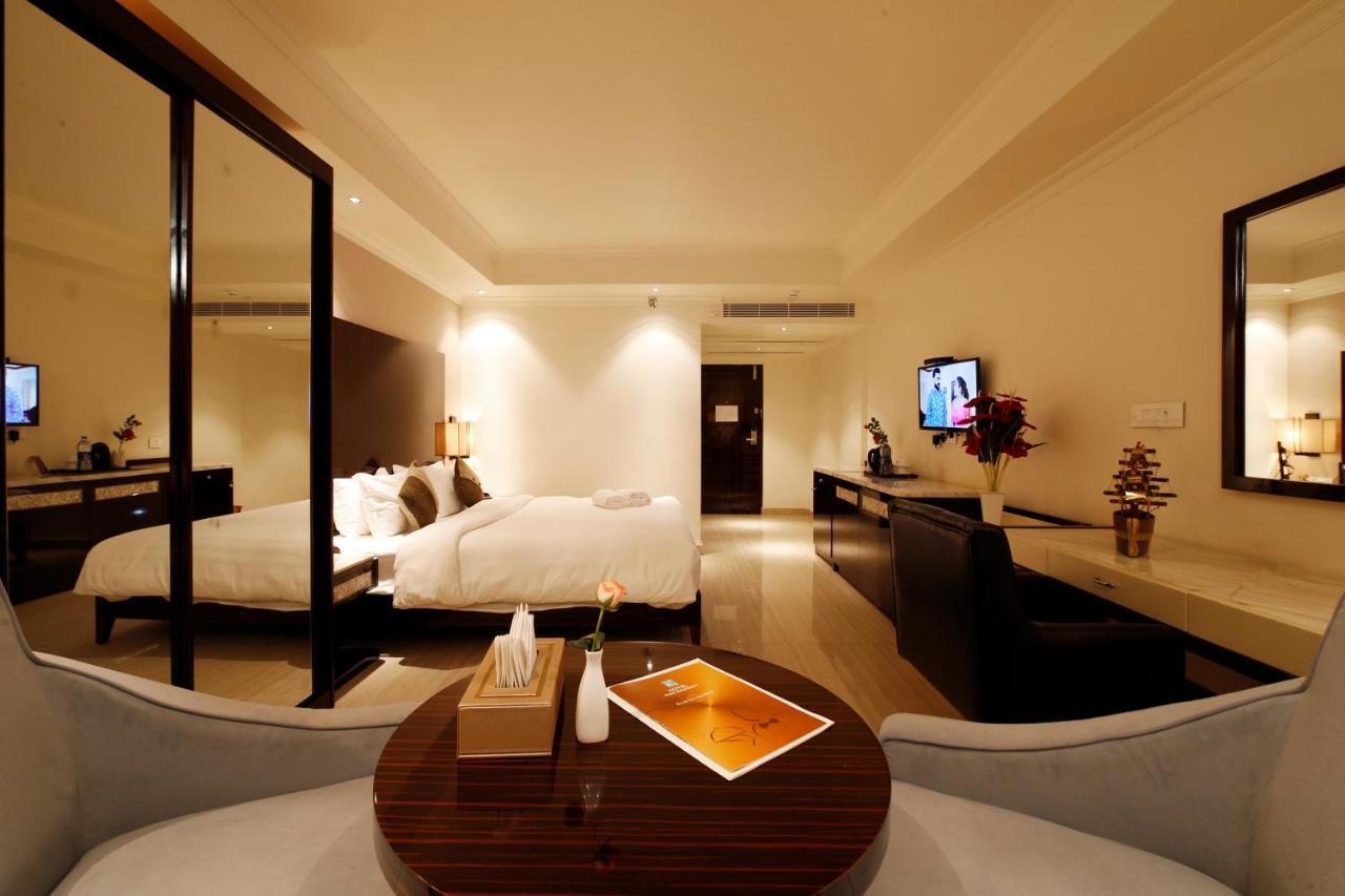 Hotel Park Residency Nilambur Bagian luar foto