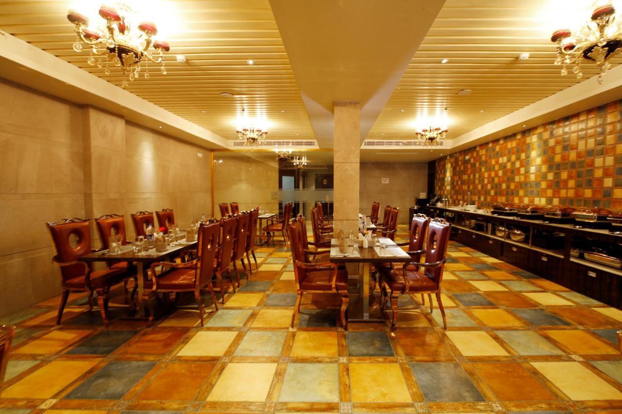 Hotel Park Residency Nilambur Bagian luar foto