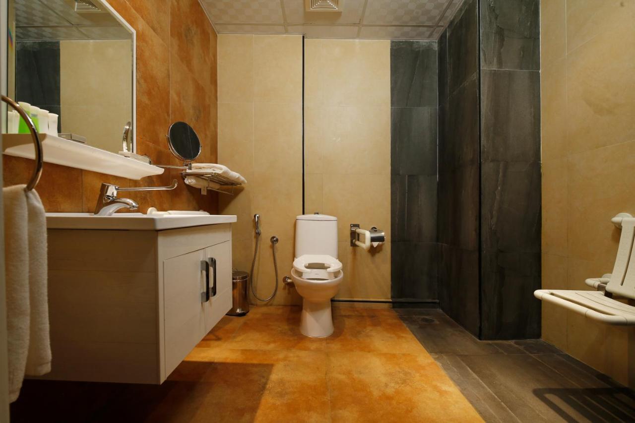 Hotel Park Residency Nilambur Bagian luar foto